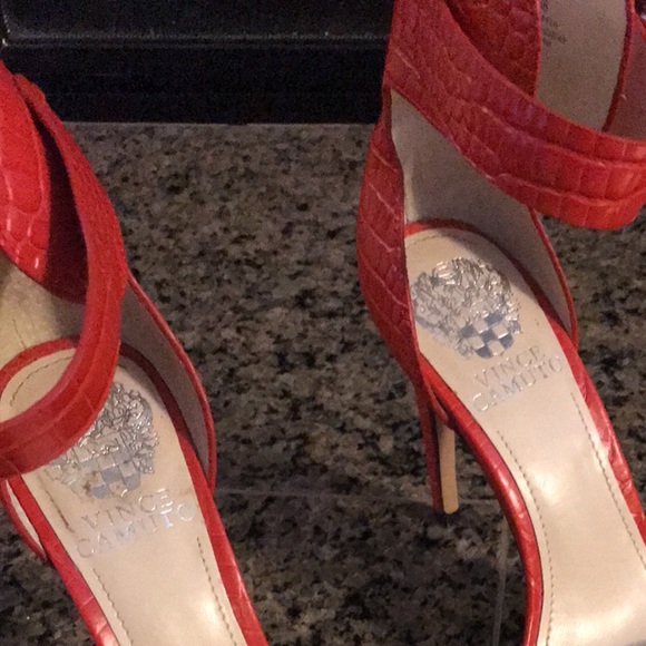 Vince Camuto Red Strappy Ankle Heels size 6 - Picture 3 of 6